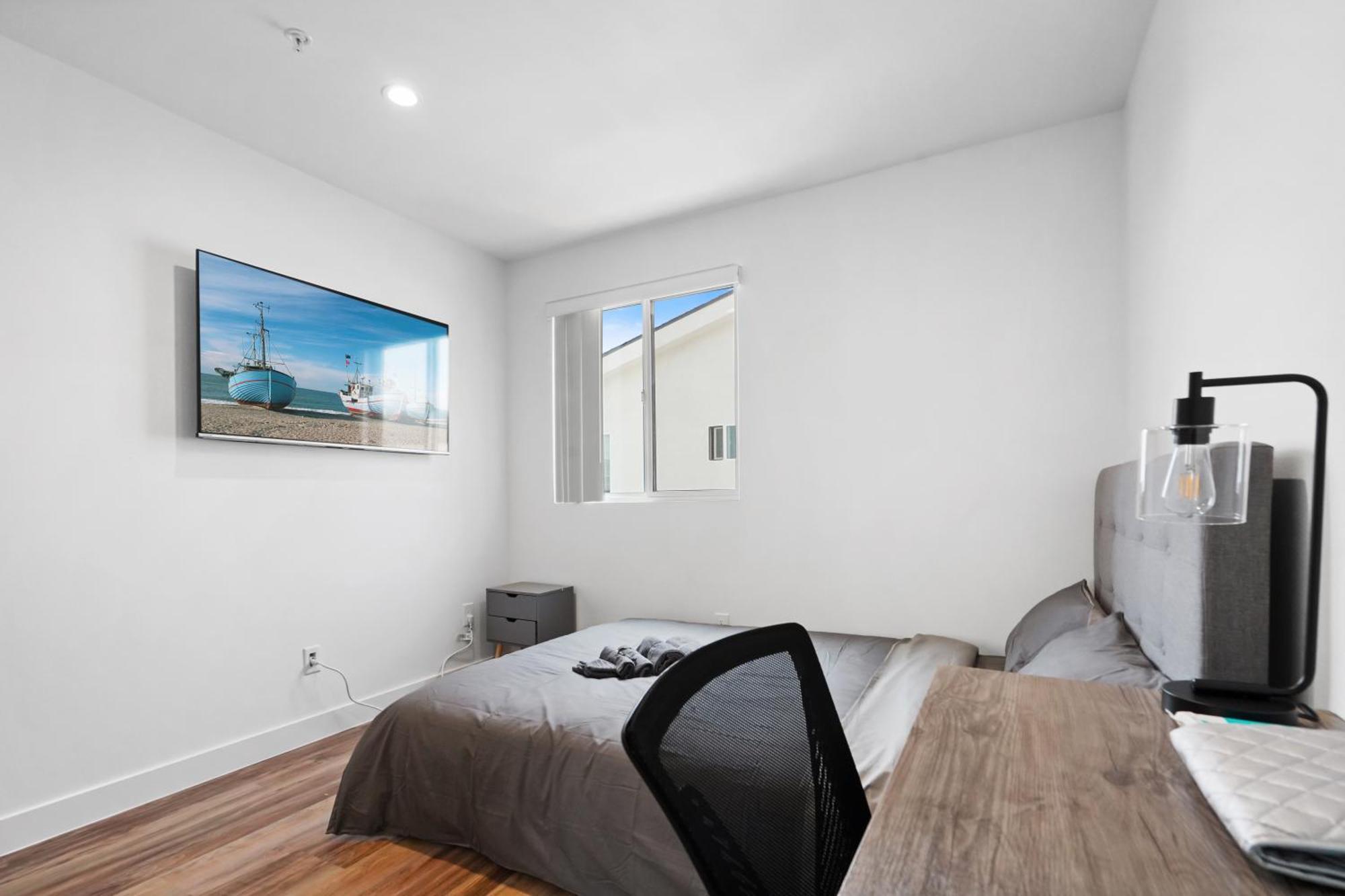 Charming Bedroom With Bathroom Los Angeles Exterior photo